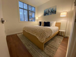 Spacious Waterfront Flat in Downtown Seattle